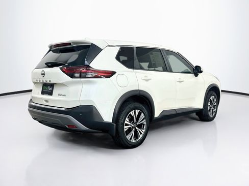 Used 2023 Nissan Rogue SV AWD/4WD image 9