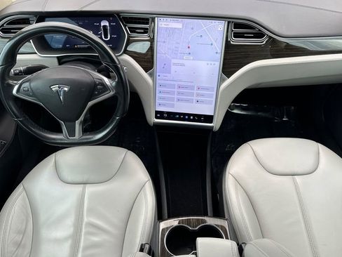 Used 2014 Tesla Model S 60 image 13