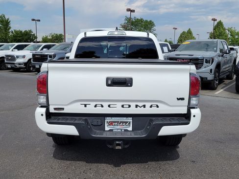 Used 2023 Toyota Tacoma TRD Sport w/ TRD Premium Sport Package AWD/4WD image 11