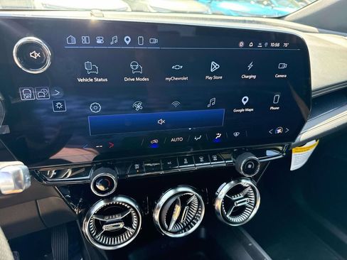 Used 2026 Chevrolet Blazer EV LT w/ LPO, All-Weather Mat Package FWD image 26