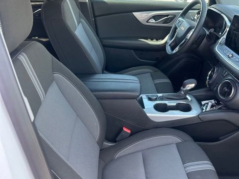 Used 2025 Chevrolet Blazer LT AWD/4WD image 14