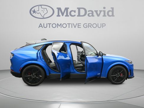 Used 2025 Ford Mustang Mach-E GT AWD/4WD image 40