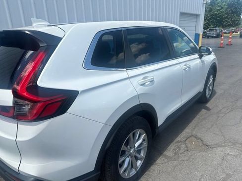 Used 2023 Honda CR-V EX-L image 7
