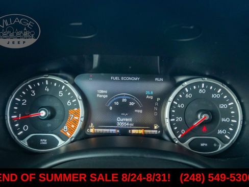 Used 2022 Jeep Renegade Altitude w/ Convenience Group AWD/4WD image 17
