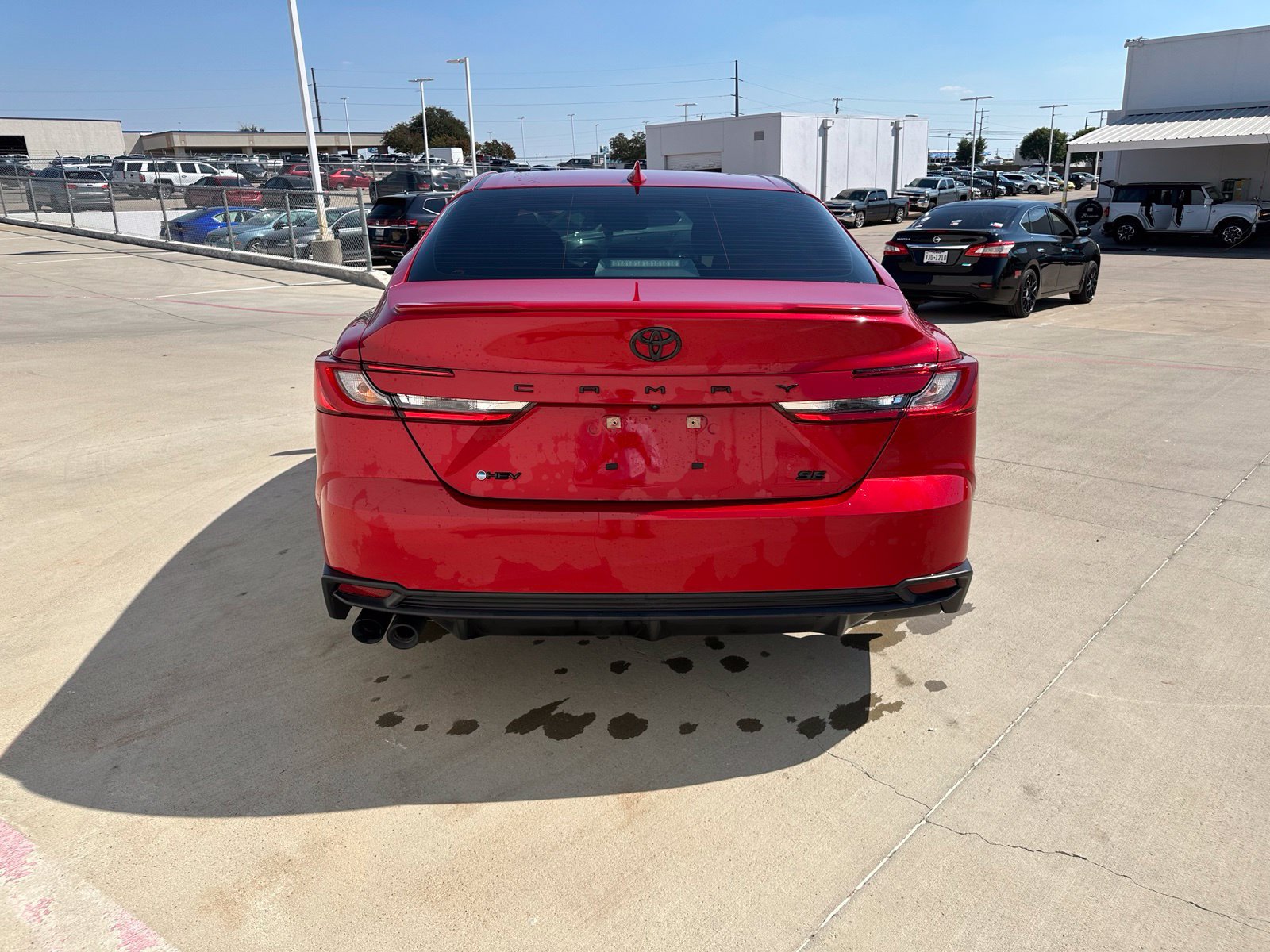 Used 2025 Toyota Camry SE FWD image 6