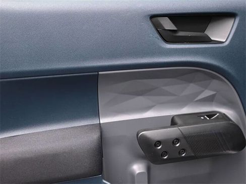 Used 2022 Ford Maverick XL image 13