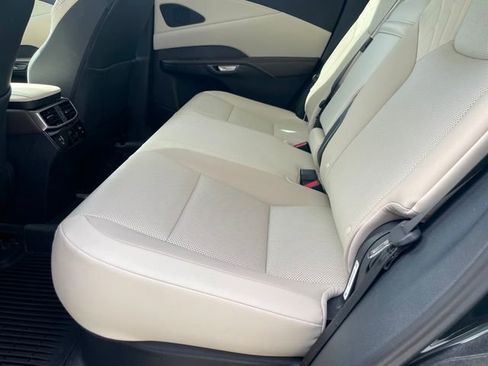 Used 2023 Lexus RX 350 Premium w/ Accessory Package FWD image 5