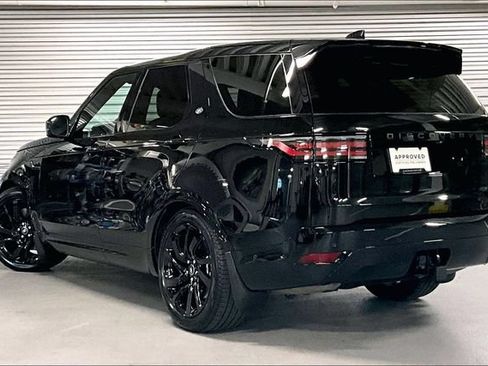 Certified 2025 Land Rover Discovery Dynamic SE AWD/4WD image 10