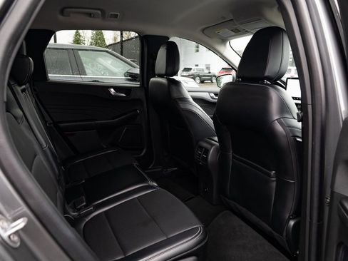 Used 2024 Ford Escape Platinum image 23