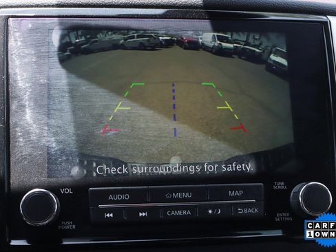 Used 2020 Nissan Titan SV w/ SV Convenience Package image 31