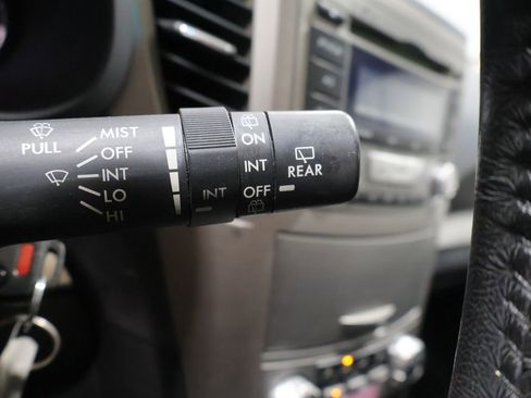 Used 2012 Subaru Outback 2.5i Premium AWD/4WD image 32