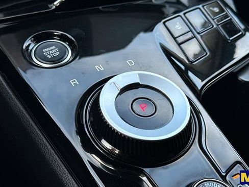 Used 2025 Kia Sportage EX w/ EX Premium Package image 26