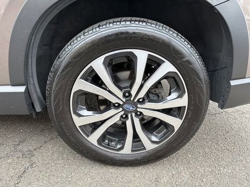 Certified 2023 Subaru Forester Limited AWD/4WD image 37