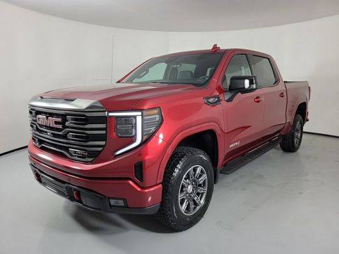 Used 2024 GMC Sierra 1500 AT4 w/ Technology Package AWD/4WD image 2