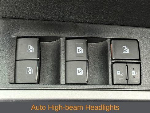 Used 2023 Toyota Tacoma SR5 w/ Technology Package AWD/4WD image 12