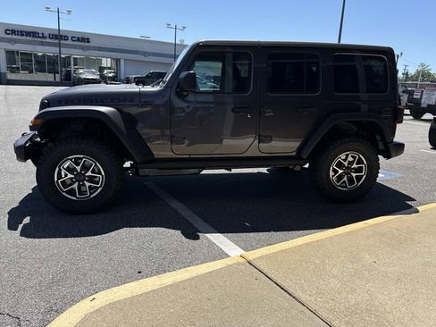 New 2026 Jeep Wrangler Unlimited Rubicon AWD/4WD image 26