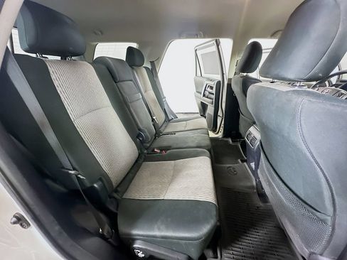 Used 2020 Toyota 4Runner SR5 AWD/4WD image 11