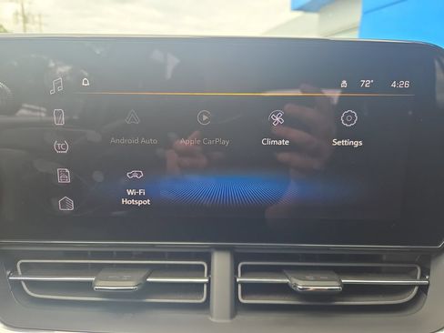 Certified 2024 Chevrolet Trax RS w/ Driver Confidence Package FWD image 17