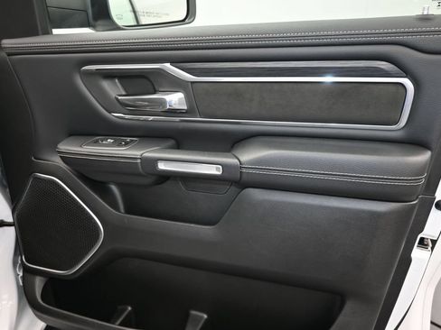 Used 2023 RAM 1500 Laramie AWD/4WD image 13