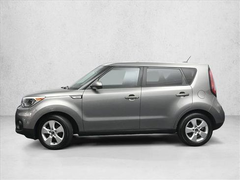 Used 2017 Kia Soul w/ Convenience Package FWD image 7