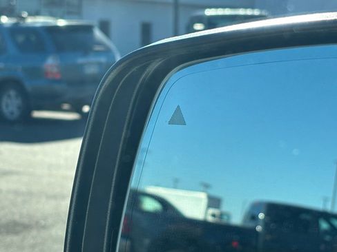 Used 2024 Dodge Durango GT image 15