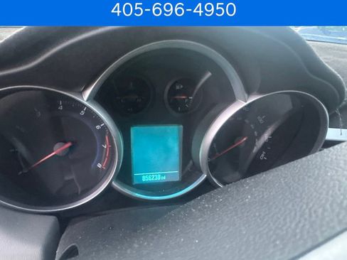 Used 2012 Chevrolet Cruze LT FWD image 7