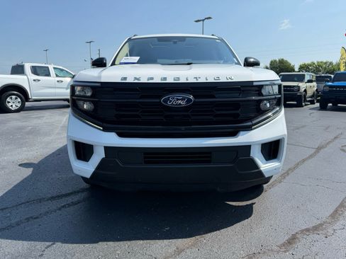 Certified 2025 Ford Expedition Active AWD/4WD image 24