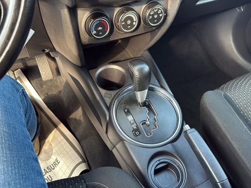 Used 2016 Mitsubishi Outlander Sport ES FWD image 14