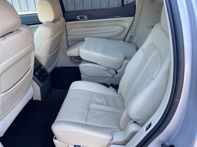 Used 2019 Lincoln MKT AWD image 59