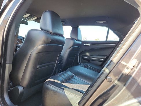 Used 2020 Chrysler 300 S AWD/4WD image 10