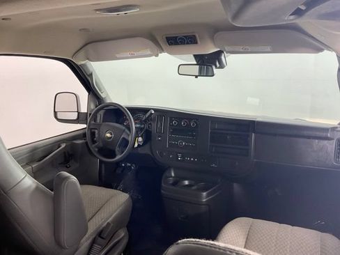 Used 2024 Chevrolet Express 3500 LT w/ LT Preferred Equipment Group RWD image 30