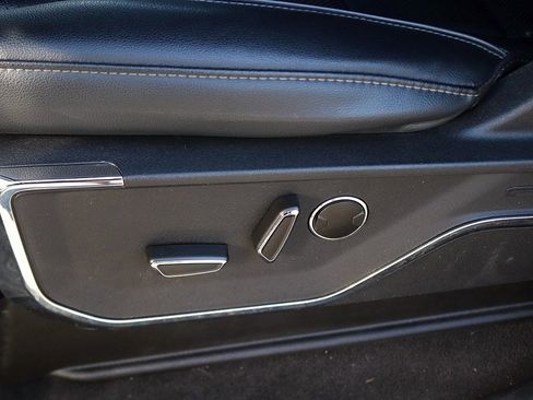 Used 2023 Ford F150 Lariat w/ Equipment Group 502A High image 18