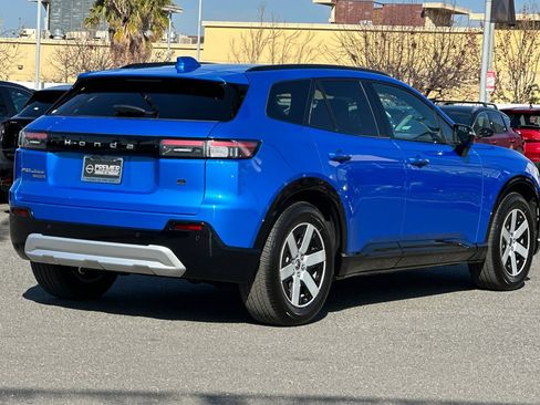 Used 2024 Honda Prologue Touring image 4