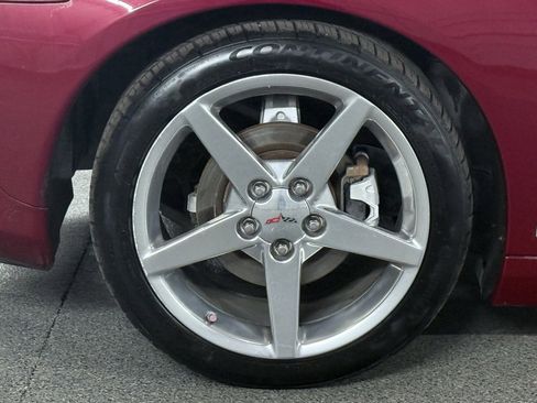 Used 2006 Chevrolet Corvette Convertible w/ Preferred Equipment Group image 24