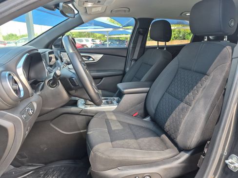 Used 2020 Chevrolet Blazer LT FWD image 9