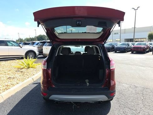 Used 2015 Ford Escape SE FWD image 18