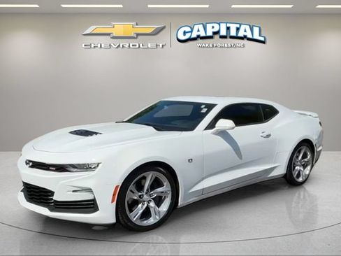 Used 2021 Chevrolet Camaro SS RWD image 1