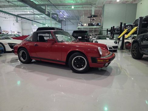 Used 1987 Porsche 911 Carrera image 8