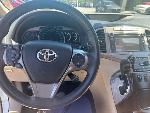 Used 2014 Toyota Venza XLE w/ XLE Premium Package FWD image 7