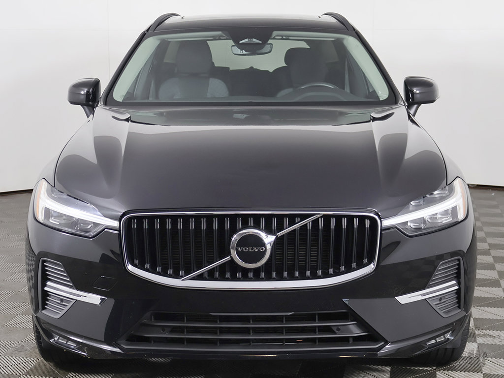 Used 2022 Volvo XC60 B5 Momentum AWD/4WD image 11