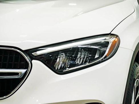 Certified 2025 Mercedes-Benz GLC 350e 4MATIC image 7