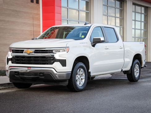 Used 2024 Chevrolet Silverado 1500 LT w/ Protection Package image 8