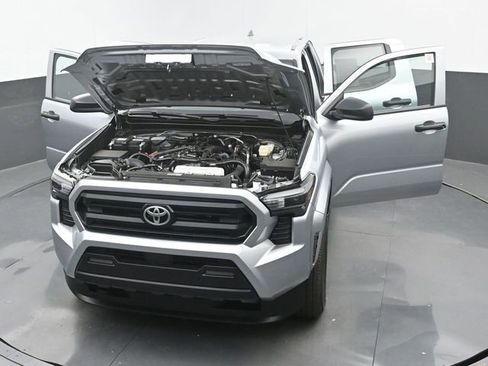 Used 2026 Toyota Tacoma SR w/ SR Upgrade Package image 32