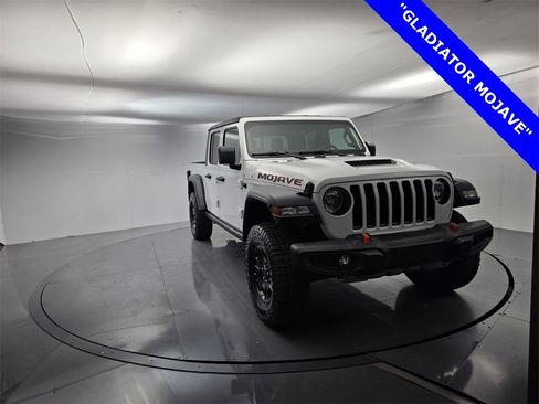 Used 2023 Jeep Gladiator Mojave w/ Trailer Tow Package image 3