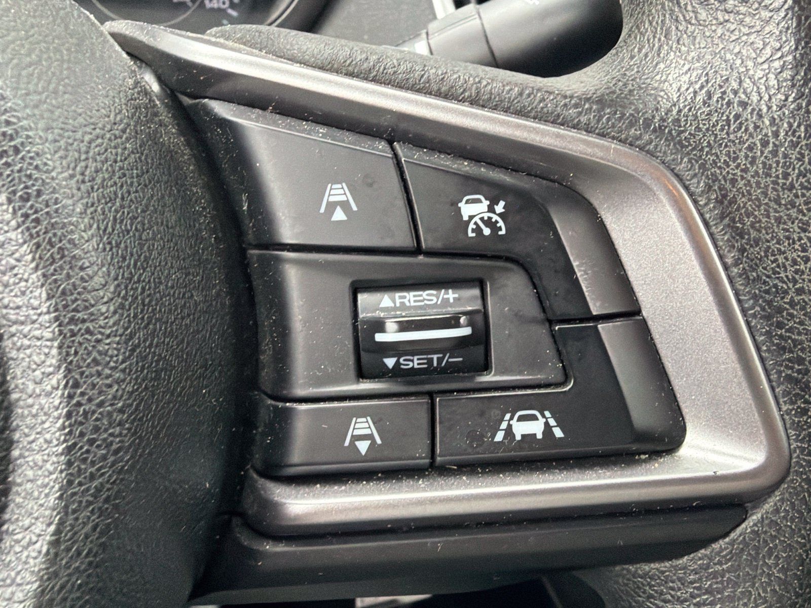 Used 2018 Subaru Impreza 2.0i Premium w/ Eyesight & BSD & Rcta AWD/4WD image 20