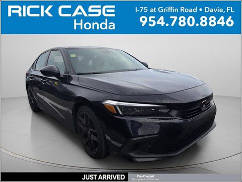 Used 2023 Honda Civic Sport image 1