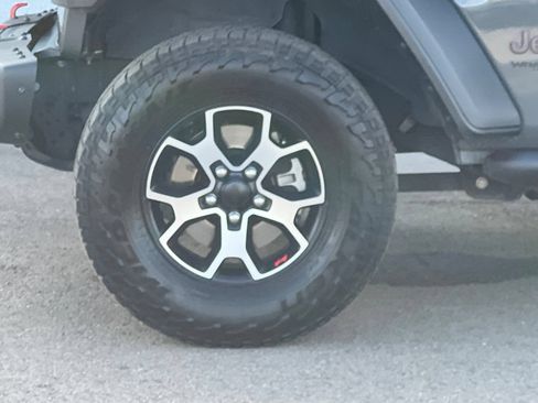 Used 2020 Jeep Wrangler Unlimited Rubicon w/ Steel Bumper Group AWD/4WD image 27