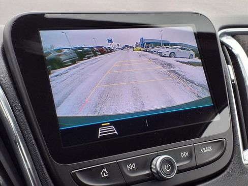 Used 2019 Chevrolet Malibu LT image 21