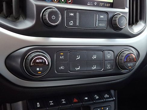 Used 2021 Chevrolet Colorado ZR2 AWD/4WD image 17