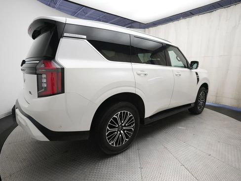 Certified 2025 Nissan Armada SL w/ Captain's Chari Seat Package AWD/4WD image 36